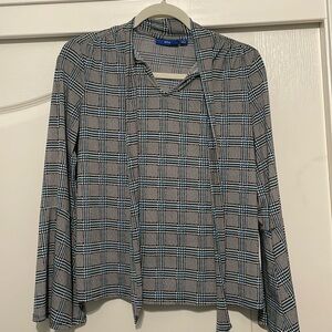 Apt.9 blouse. Long bell sleeves.